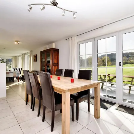 Detached Natural Stone House With Sunny Garden And Terrace, Modern Interior 度假居 Trou de Bra